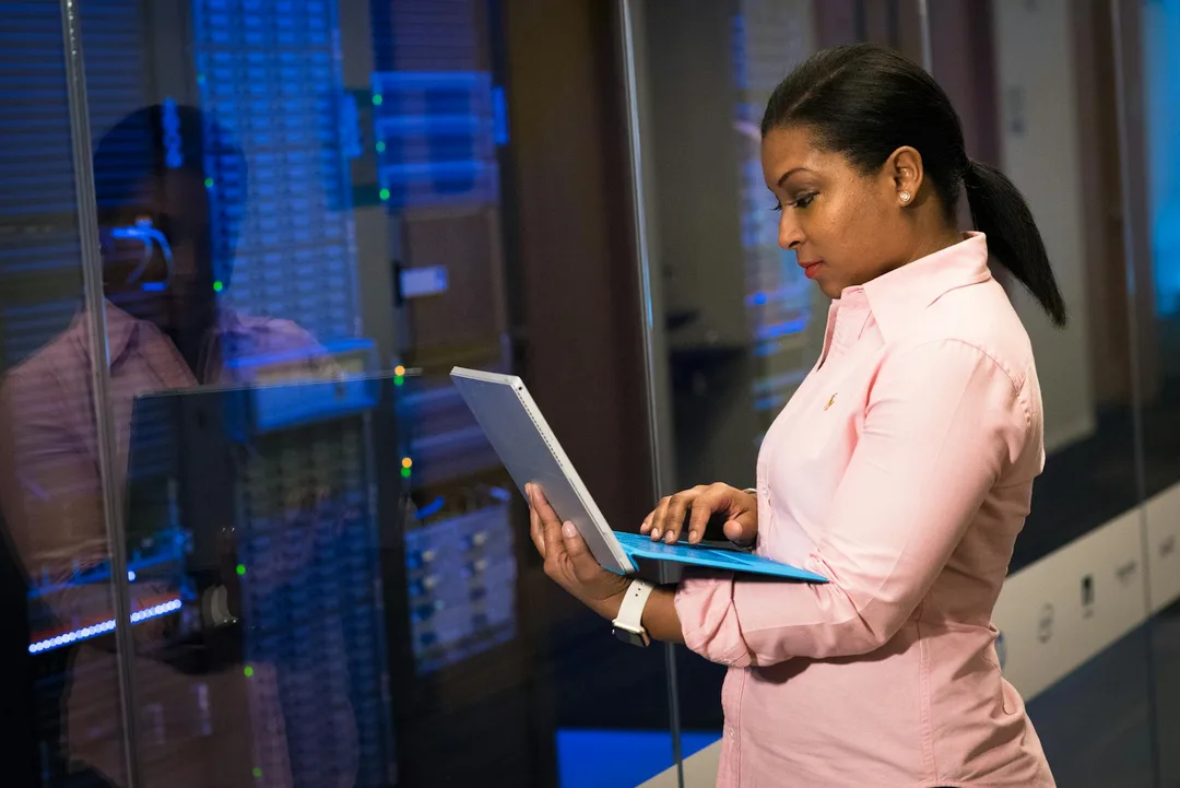 Ex-AWS engineer on burnout, team dynamics, and shipping at scale