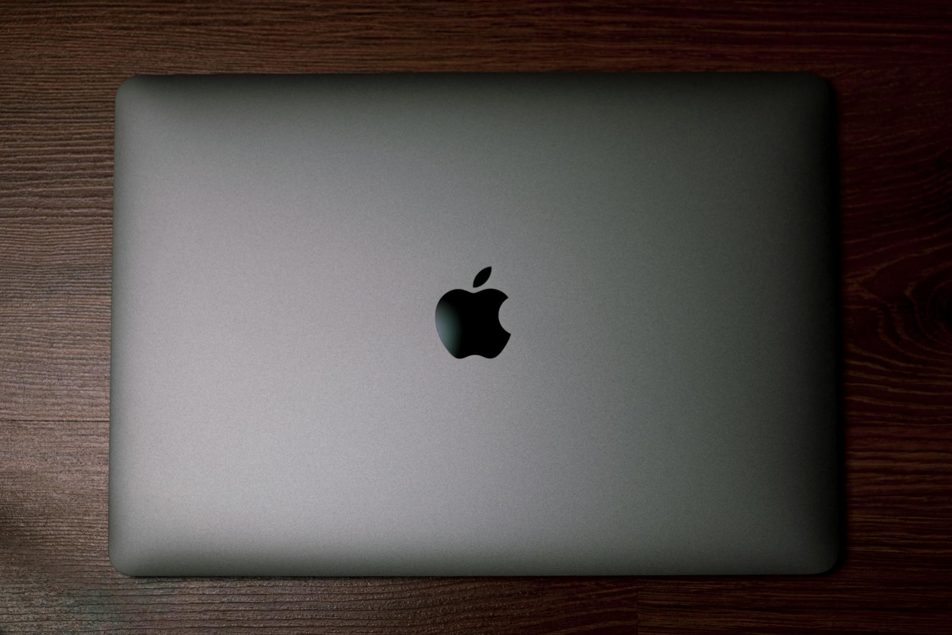 First public kernel memory corruption exploit released for Apple M5