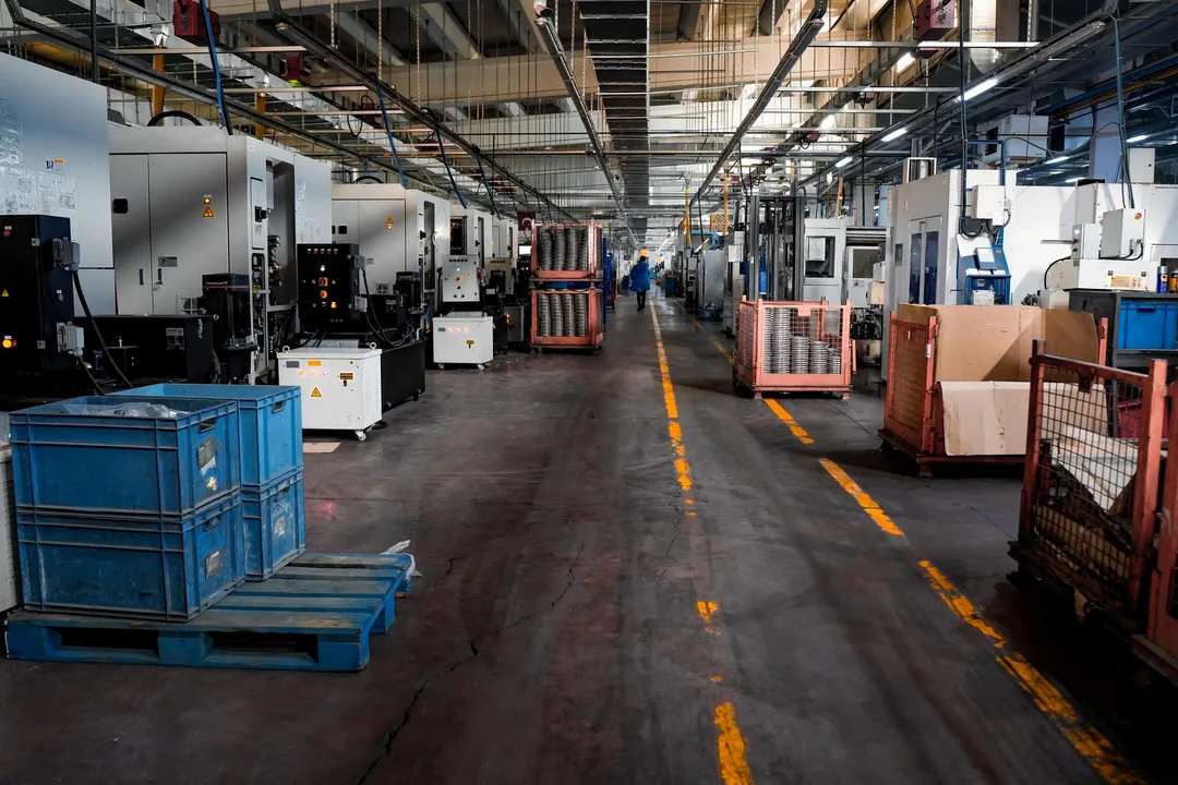 GM installs robots at EV factory after 1,300 layoffs