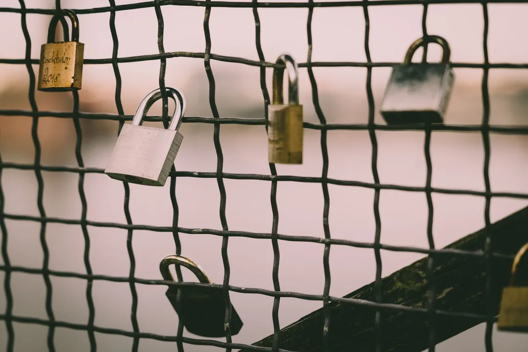 IIS servers vulnerable to jail time