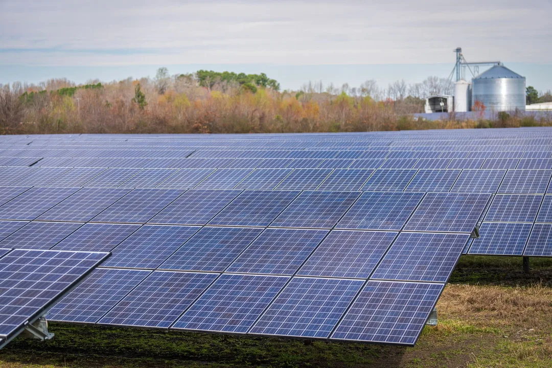 Solar output tops coal in US for first time