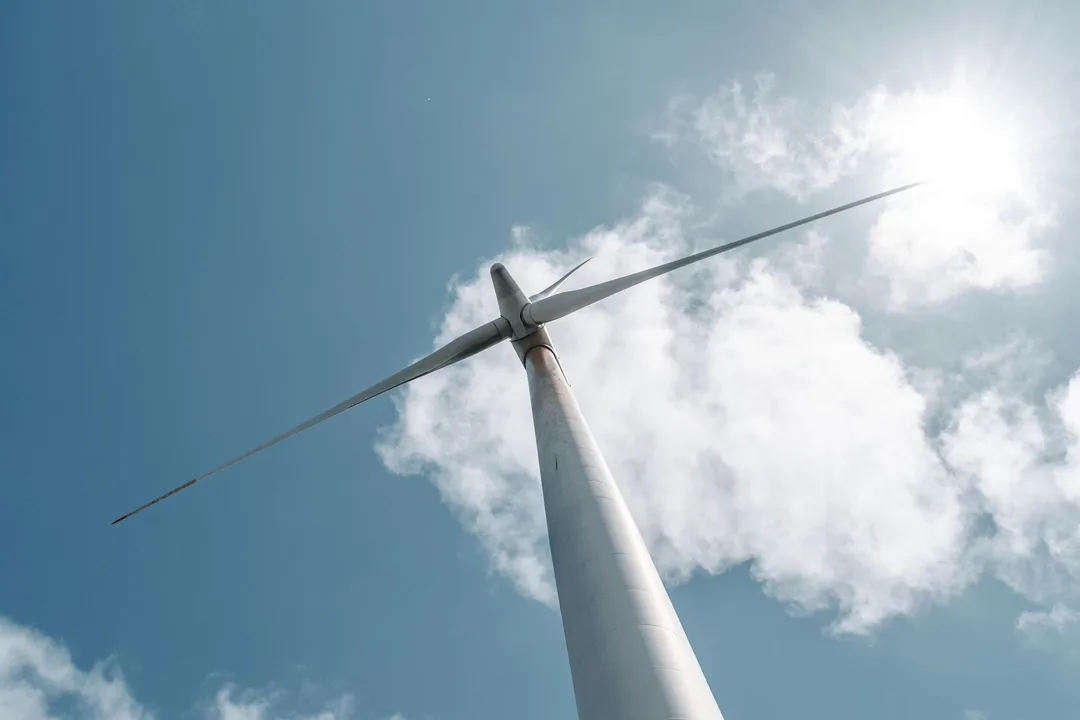 Wind and solar outpace gas in April 2026
