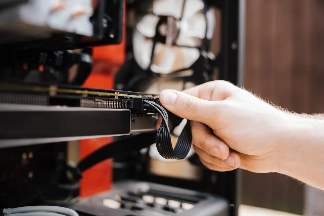 Microsoft x86 emulator patches critical bug at runtime
